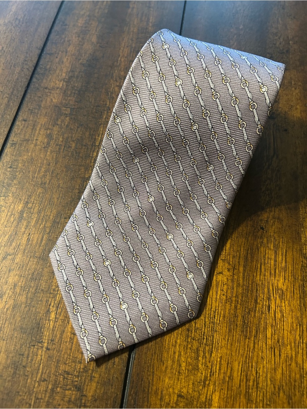 Bijoux Terner Lavender Patterned Men's Silk Tie with Gold Accents